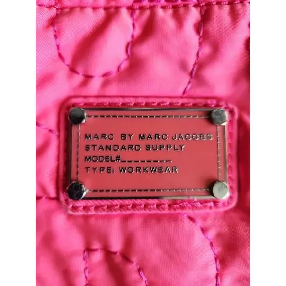 MARC BY MARC JACOBS Large Pink Quilted Nylon Tote Bag - Picture 2 of 10